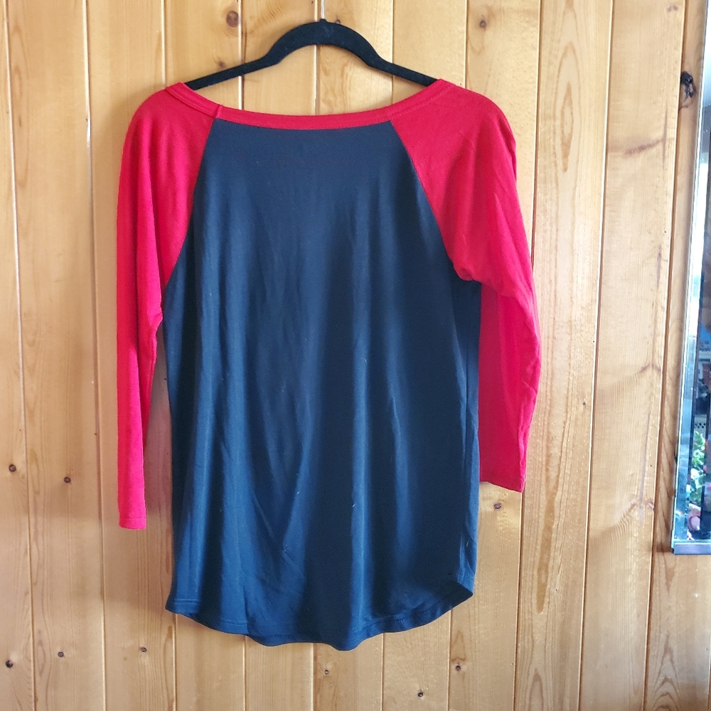 Elf Raglan Holiday Tee - Picture 3 of 4